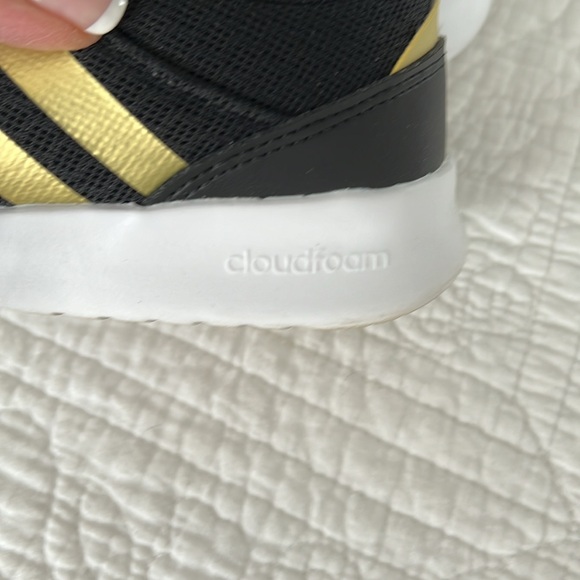 Adidas QT Racer 2.0 Black and Gold Size 9 - Picture 6 of 8